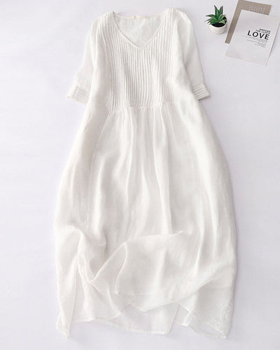 Elegantes Leinenkleid mit raffinierten Faltendetails –Clara