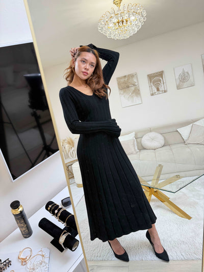 Langes Strickkleid