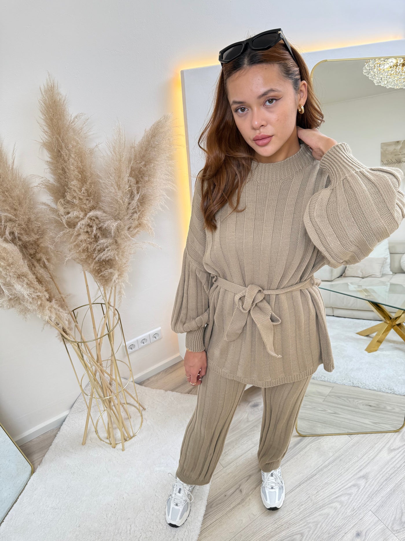 Strick-Set mit Stoffgürtel