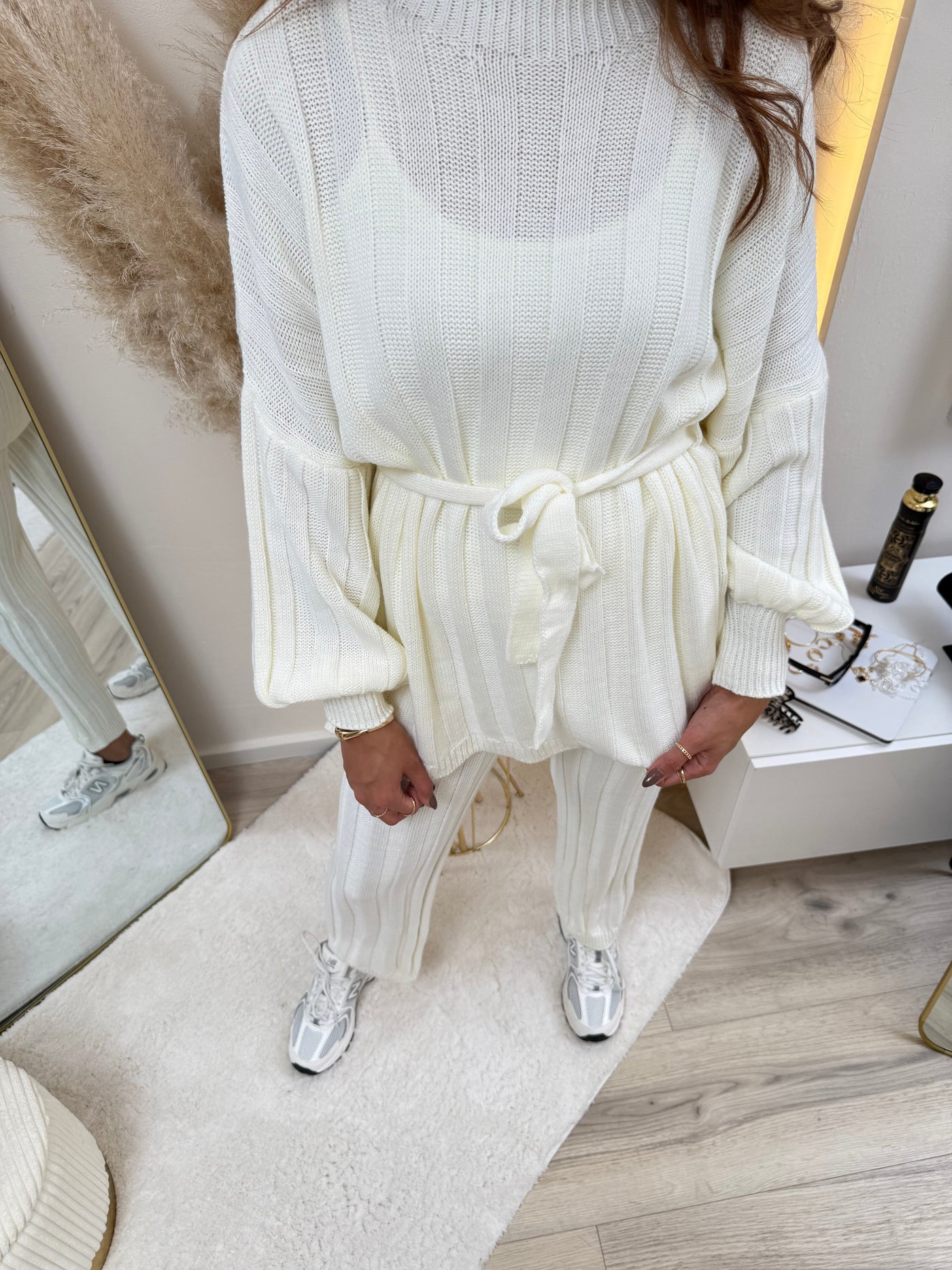 Strick-Set mit Stoffgürtel