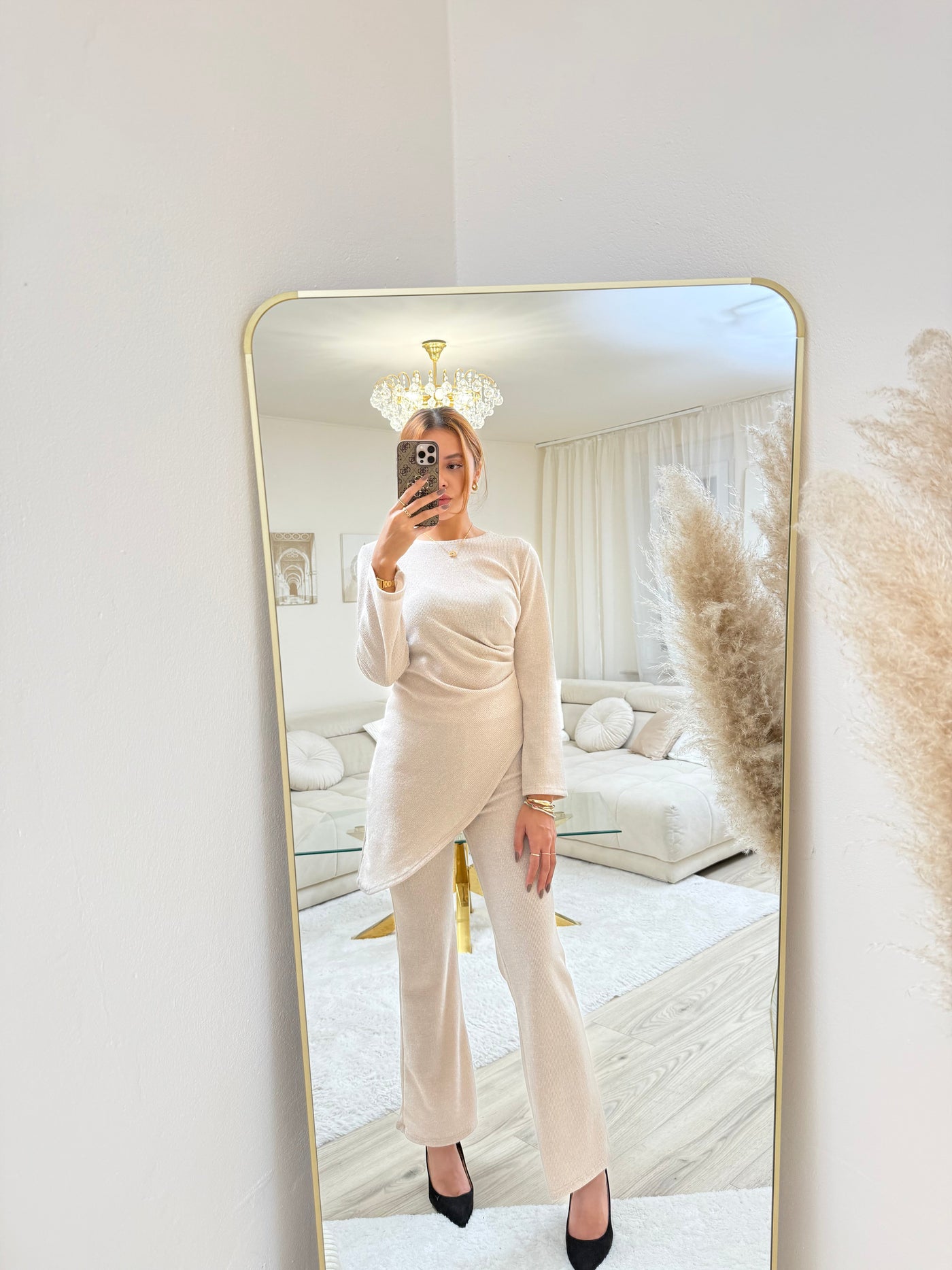 Set mit spitzem Schnitt