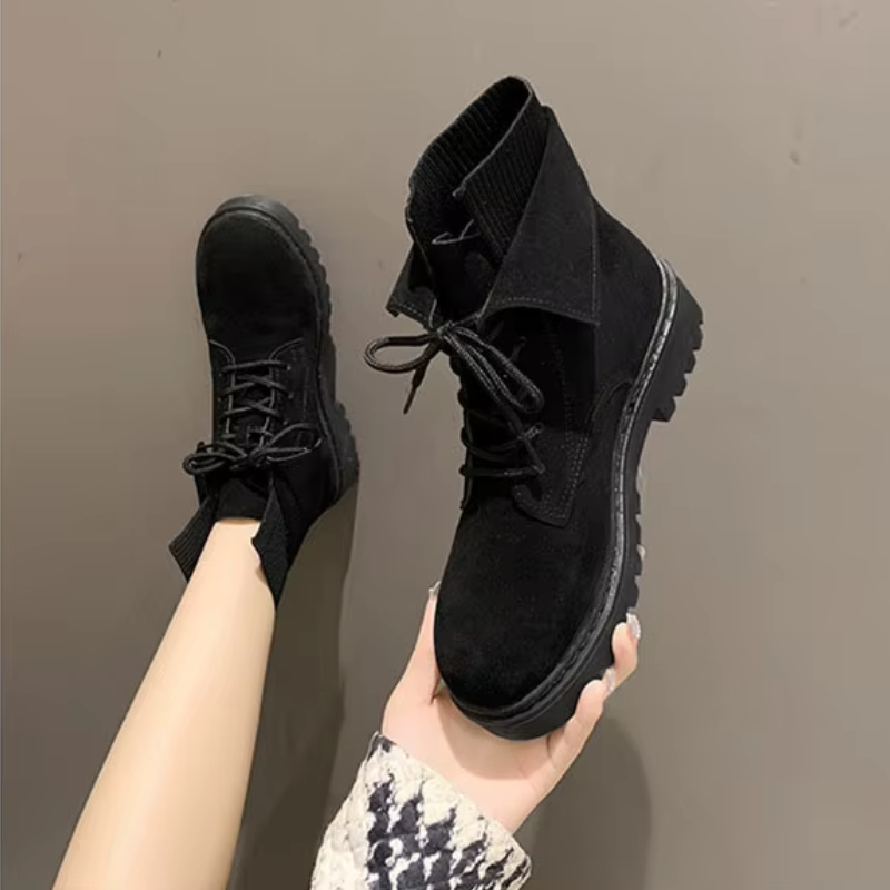 Sferida - Damen Winterstiefel mit Schnürung und robuster Profilsohle