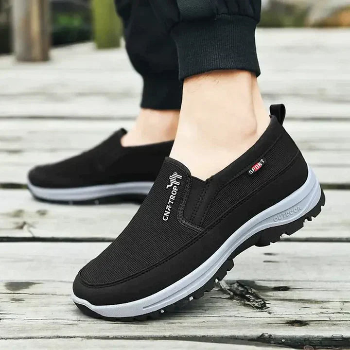 Herren-Slip-On-Outdoorschuhe mit rutschfester Sohle