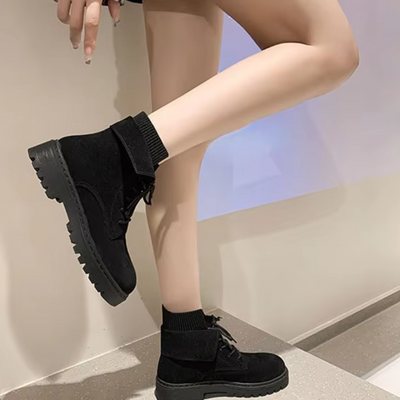 Sferida - Damen Winterstiefel mit Schnürung und robuster Profilsohle