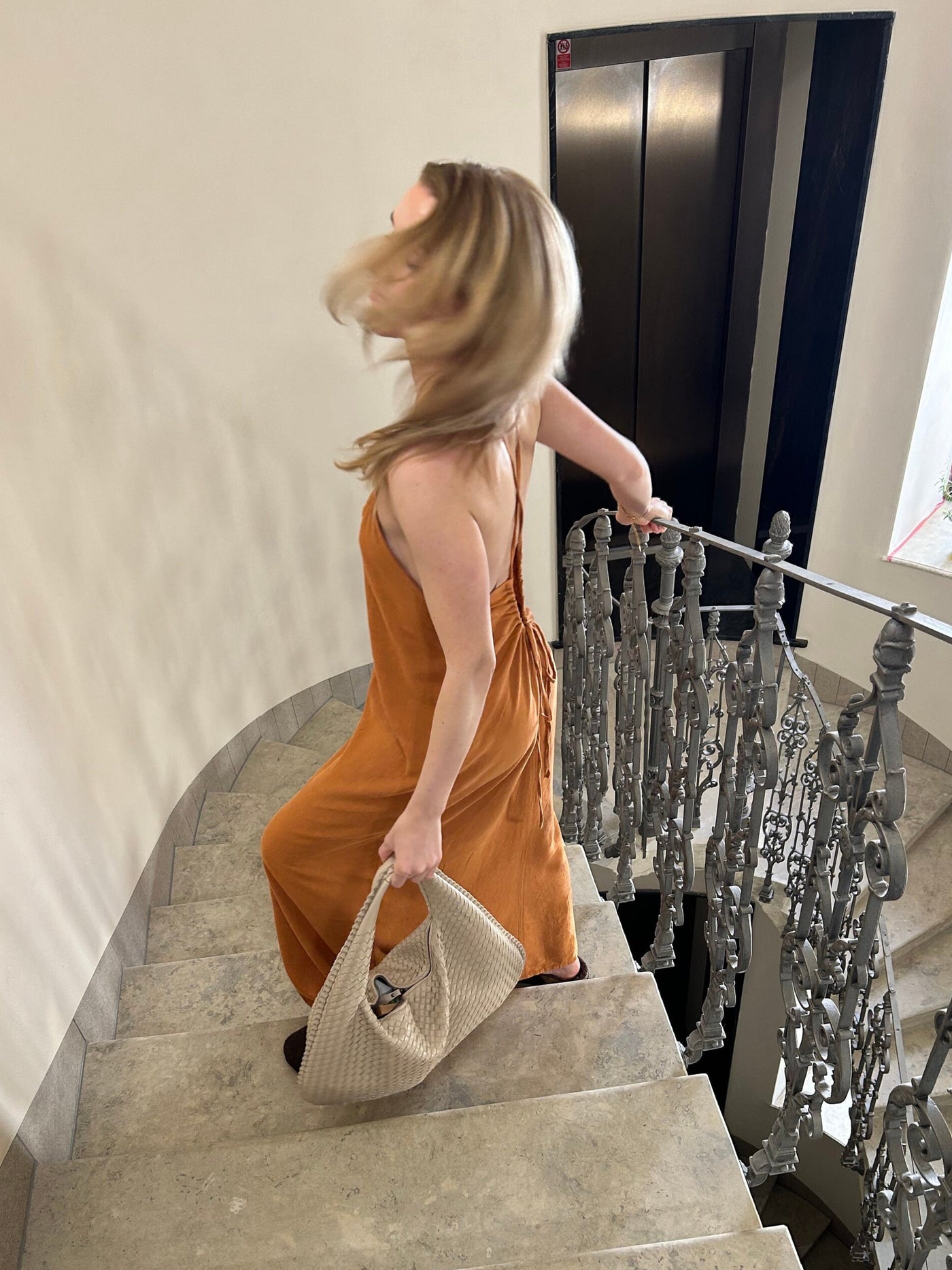 Harper | Moderner Geräumiger Tote Bag Aus Veganem Leder Für 16" Laptop – Stil & Funktion