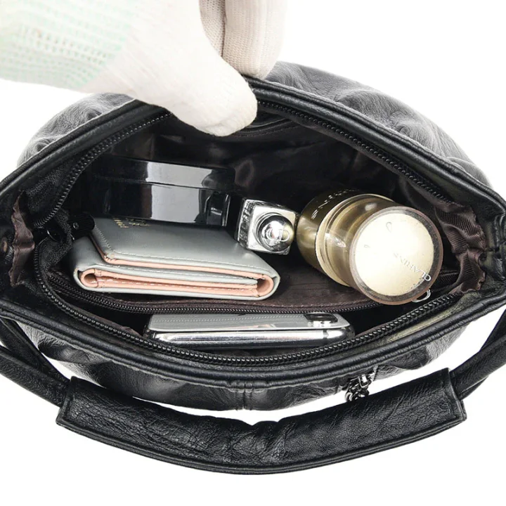 Barthy | Plisierte Umhängetasche