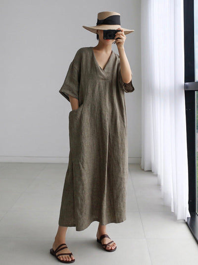 Elegantes Midikleid mit V-Ausschnitt – Julia
