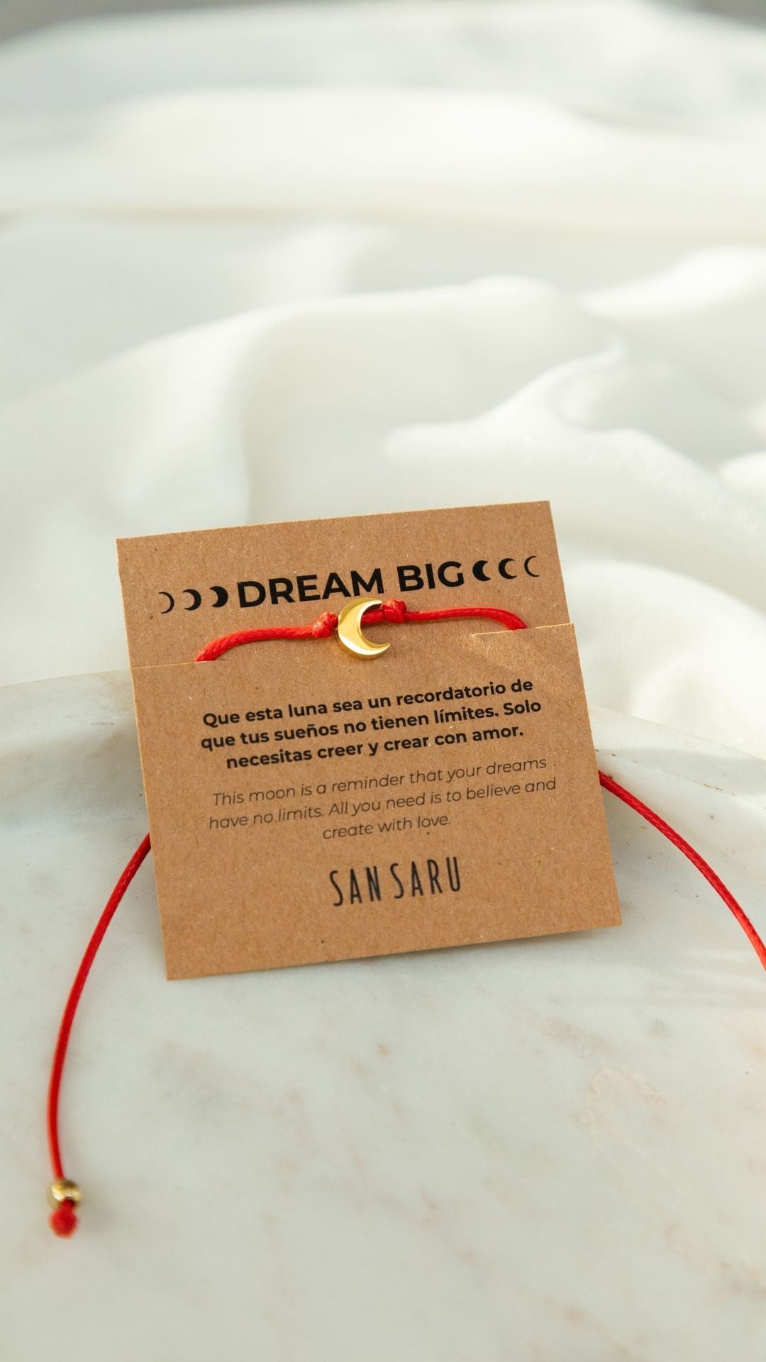 Brenda | ROTES FADENARMBAND GESCHENK