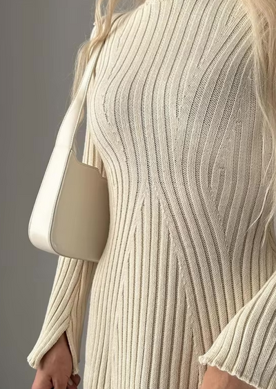 Damen Strickkleid – Rippstrick – Langarm – Bequemer Sitz