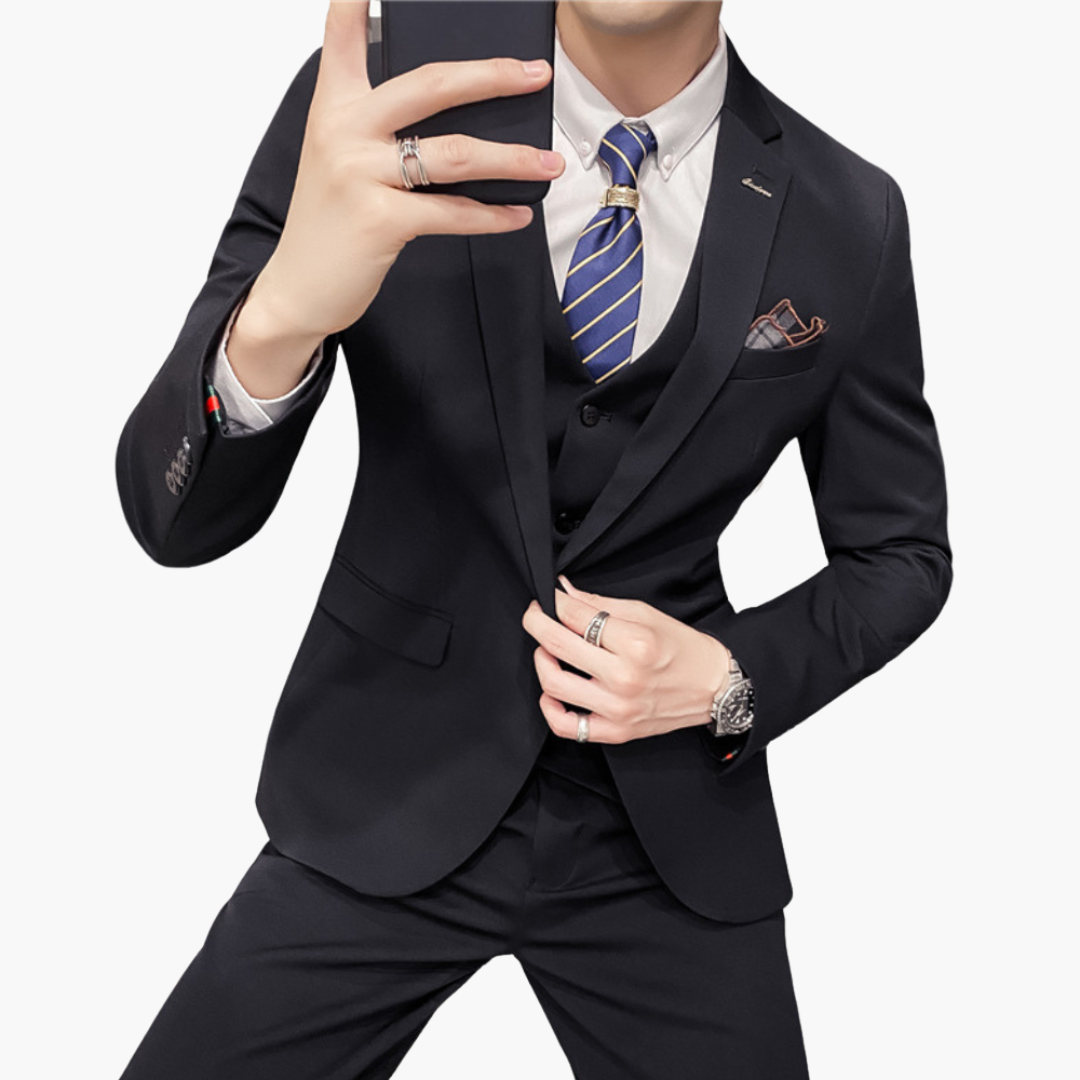 Klassischer 3-teiliger Anzug - für Herren mit elegantem Stil