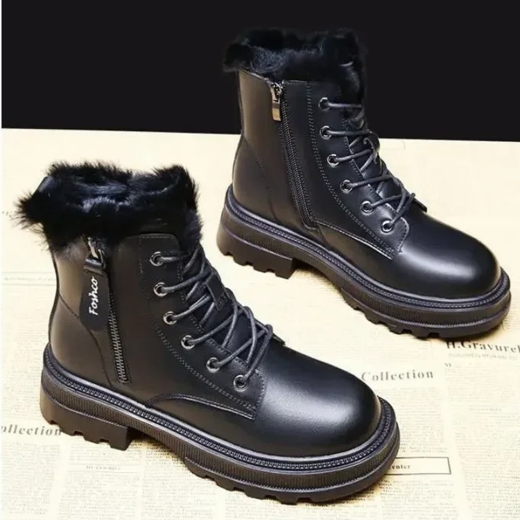 Geltrix - Damen Winterstiefel mit Kunstfell und modischem Schnürdesign