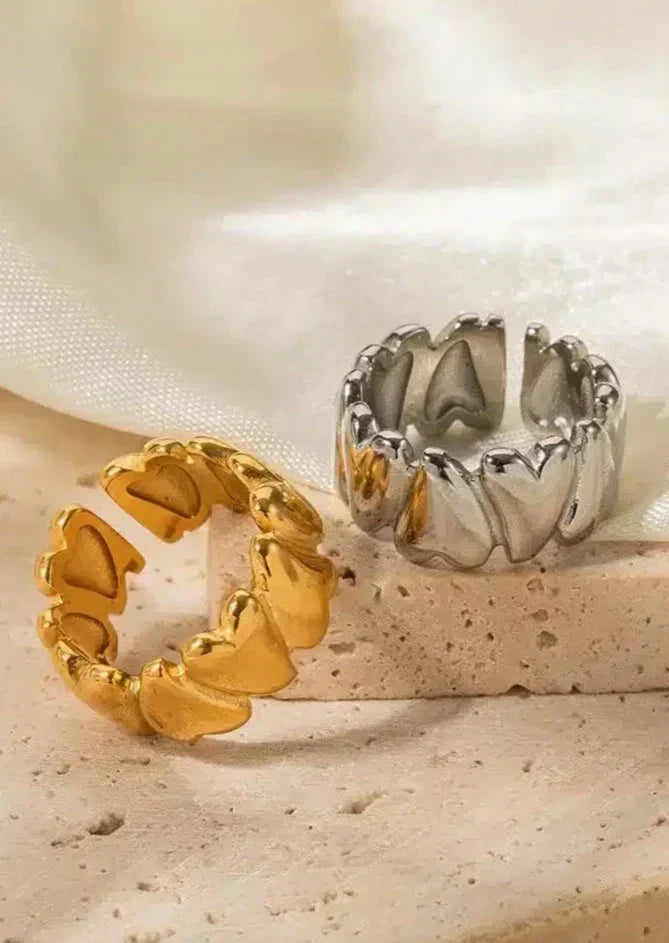 Hazel | Ring mit umlaufendem Herz