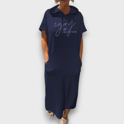 Yareni – Hoodie-Kleid mit urbanem Flair