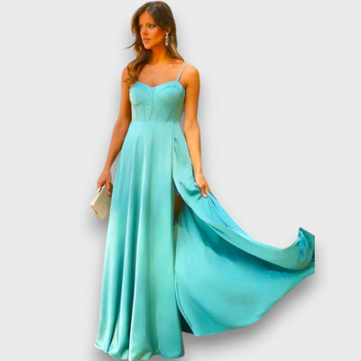 Victoria – Schulterfreies Abendkleid mit Rückenschnürung