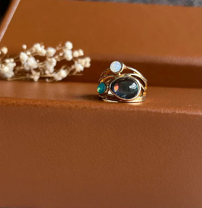 Vintage-Ring mit blauer Mondstein