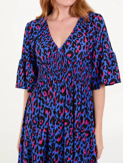 Becca | Kleid mit Falten und Leopardenmuster