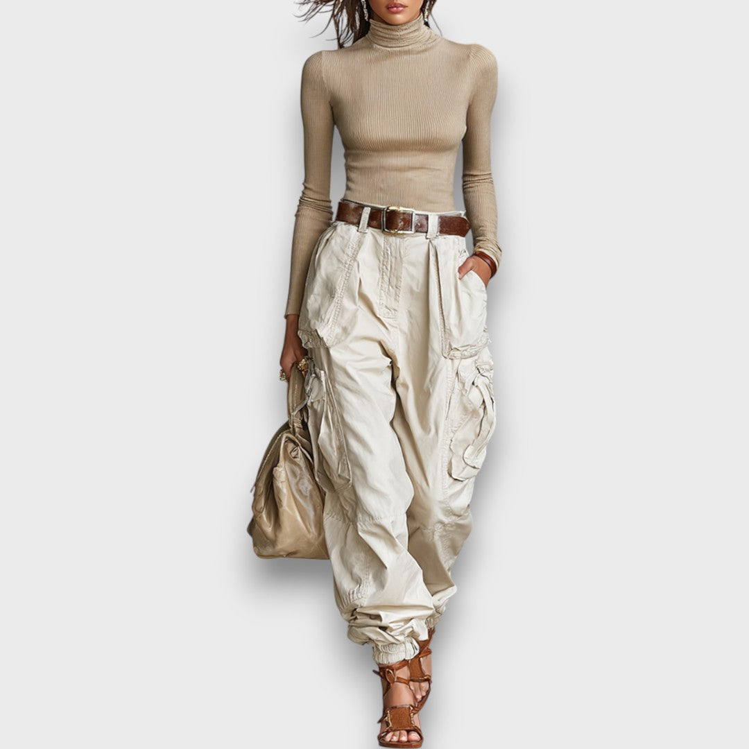 Lorena – Set mit Stehkragen-Shirt und Cargo-Hose