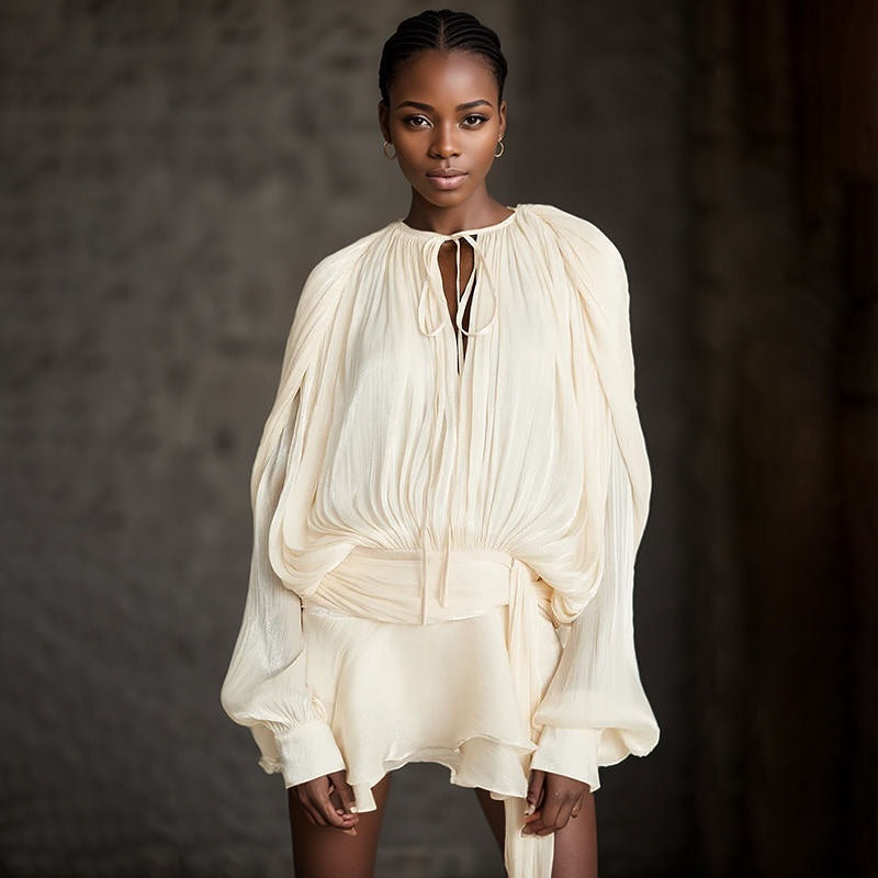 Plissiertes Minikleid mit langen Ärmeln und Bindekragen für Damen