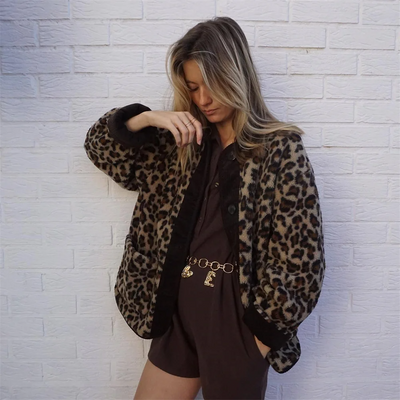 Stylische Jacke mit O-Ausschnitt und Leopardenprint