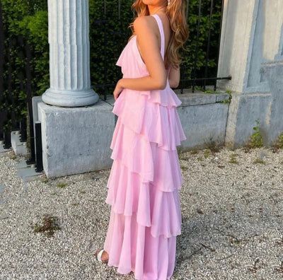 Carys Halterneck Maxi Kleid Mit Schichten und Rüschendetails für Elegante Anlässe