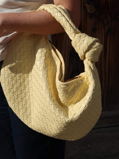 Giselle | Mittelgroße Schultertasche Aus Premium Veganem Leder Mit Geflochtenem Design