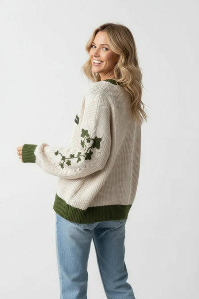 Viola | Damen-Strickpullover mit Stickerei