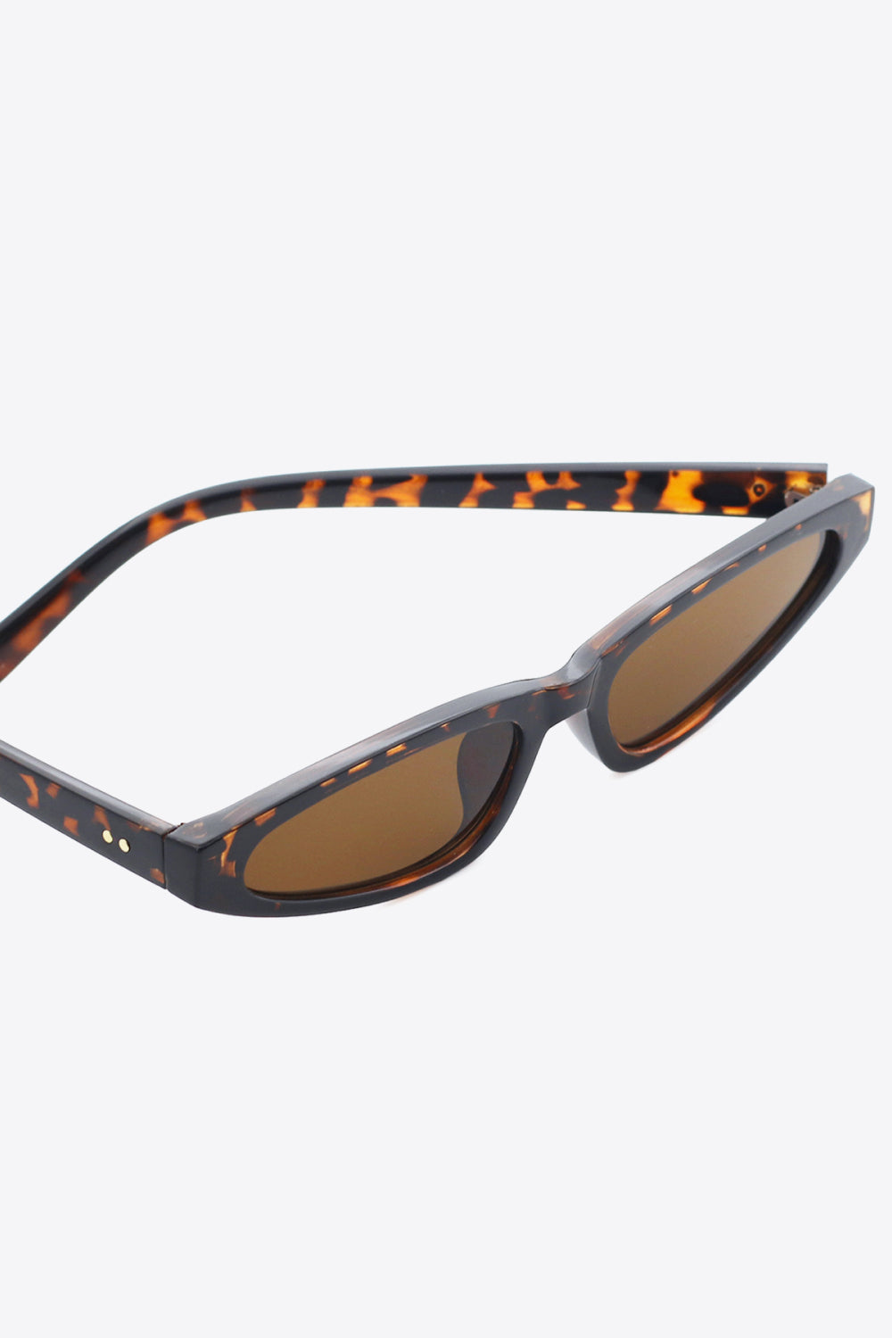 Cat-Eye-Sonnenbrille mit Polycarbonat-Rahmen und UV400-Schutz