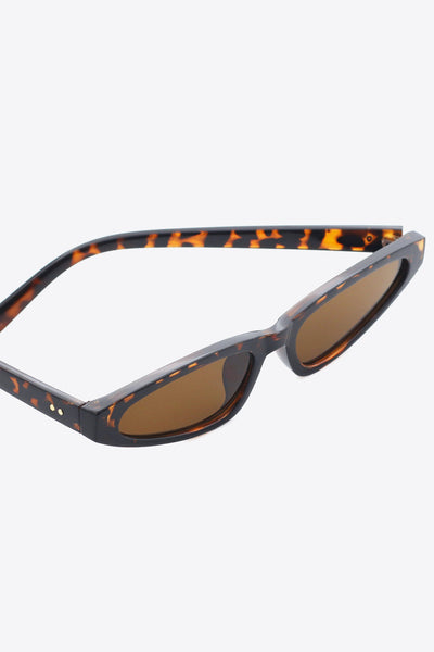 Cat-Eye-Sonnenbrille mit Polycarbonat-Rahmen und UV400-Schutz