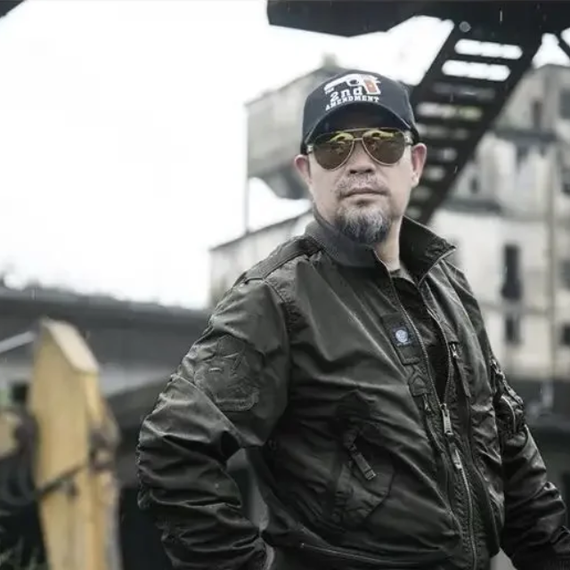 Mantlog - Wintermantel Männer mit Kapuze, Wasser- und winddichte Outdoor-Jacke