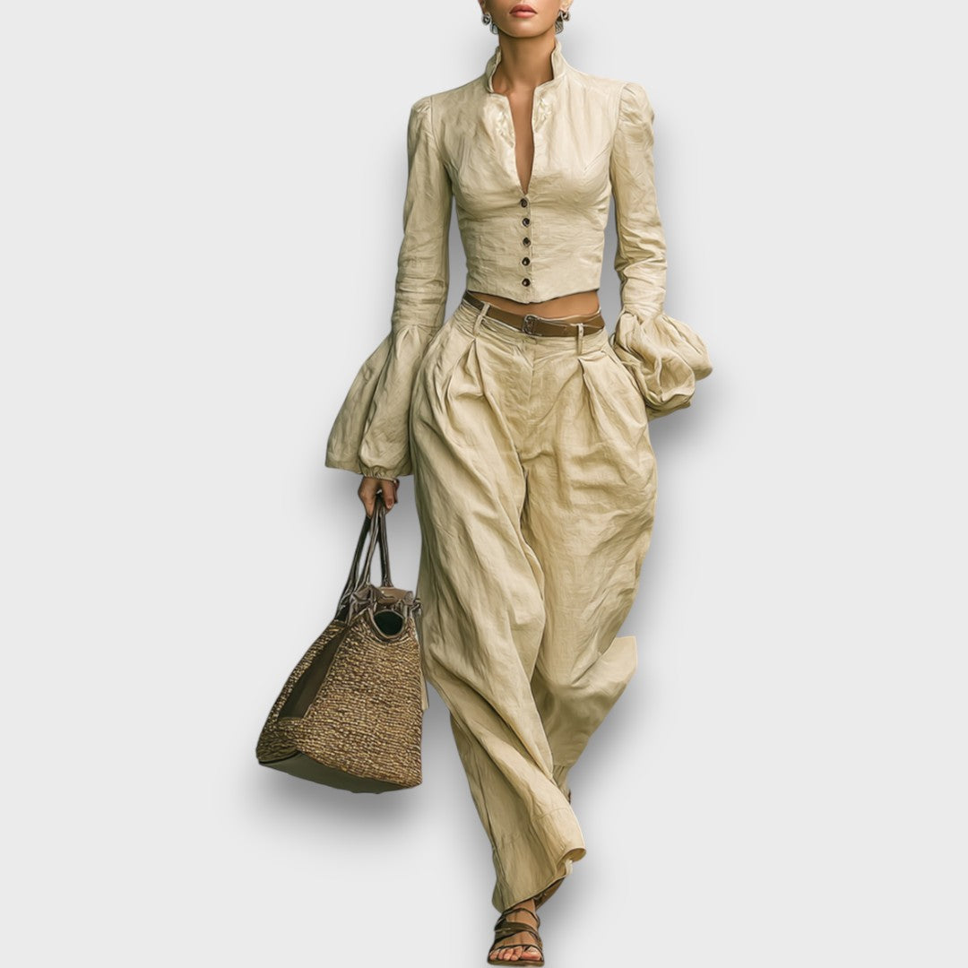 Serenya – Zweiteiliges Set mit Stehkragenbluse