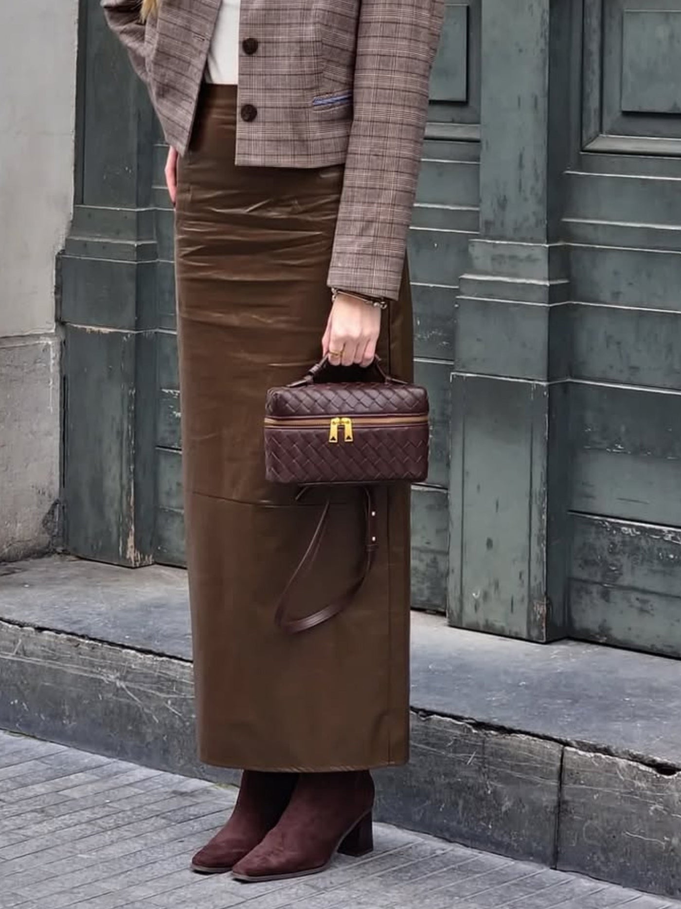 Juliette Polierte Strukturierte Woven Handtasche Aus Veganem Leder Mit Abnehmbarem Tragegurt