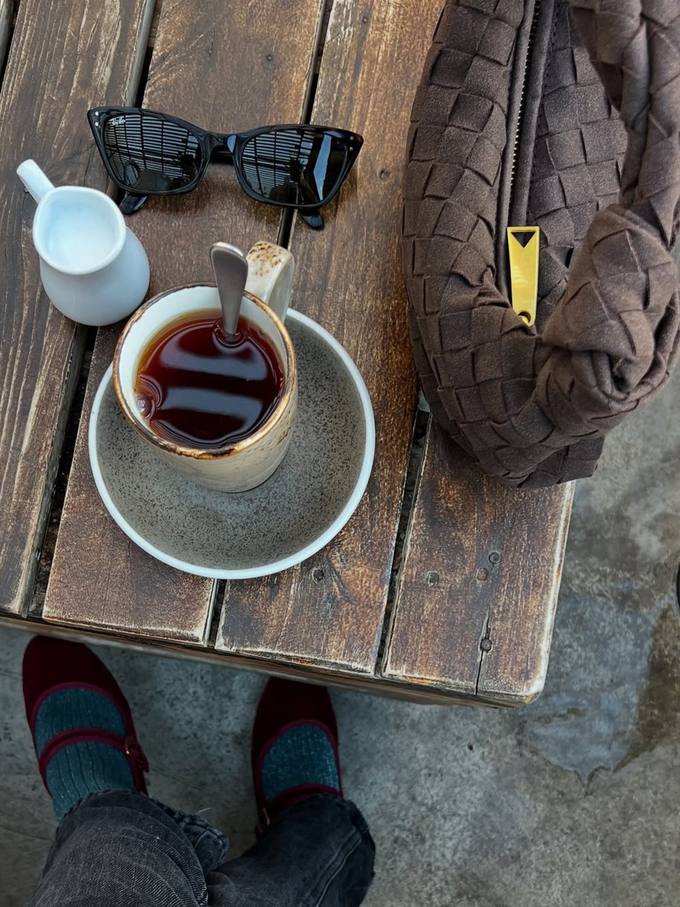 Renee Mini Tasche Aus Weichem Geflochtenem Vegan Wildleder – Eleganter Stadtbegleiter