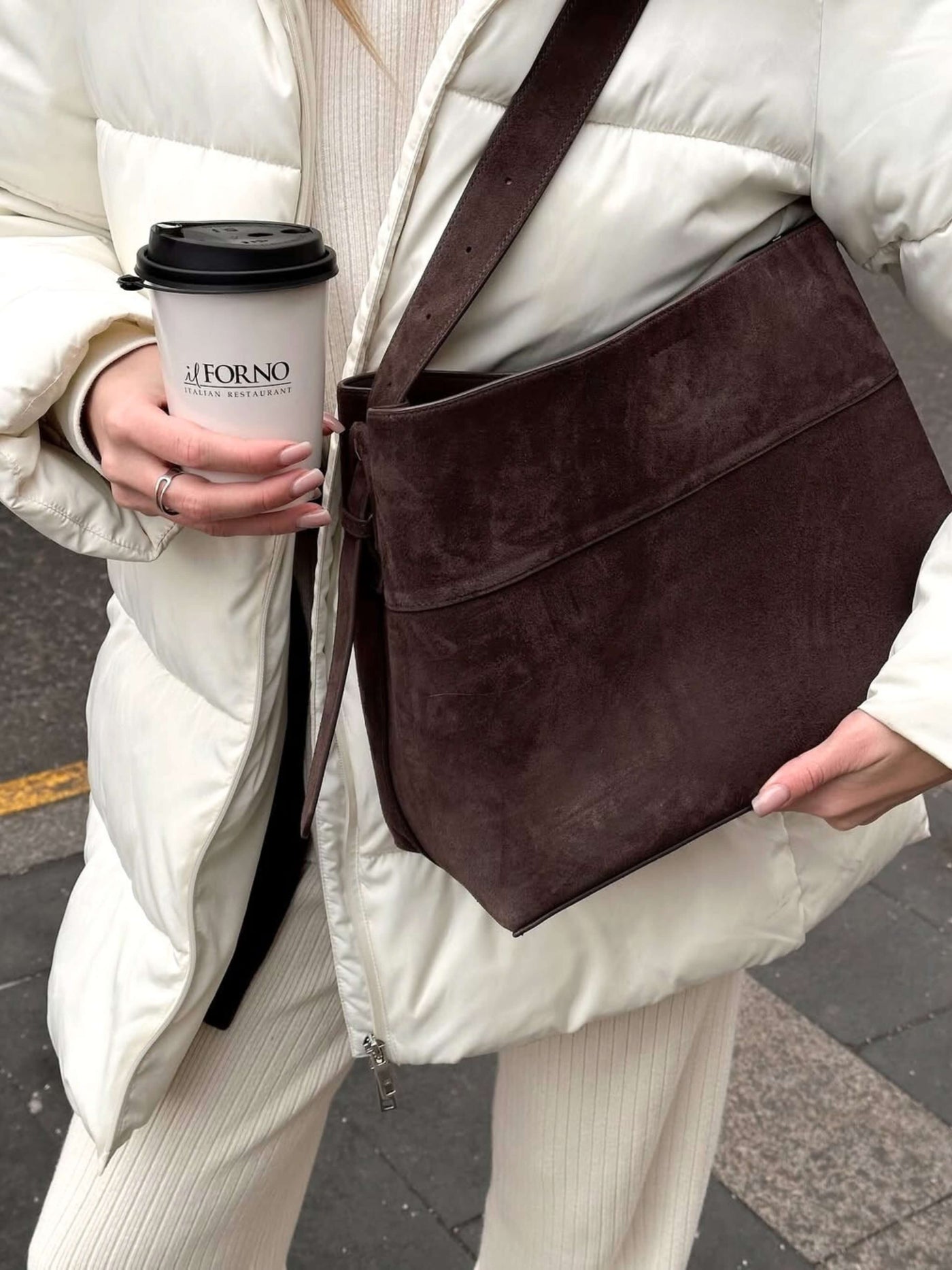 Brianna | Verstellbare Schulter-Crossbody-Tasche Aus Premium Veganem Wildleder Für 13 Zoll Laptops