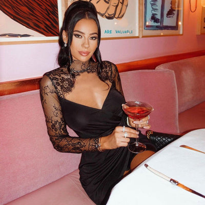 Andrea | Zeitloses Minikleid mit Spitzendetails