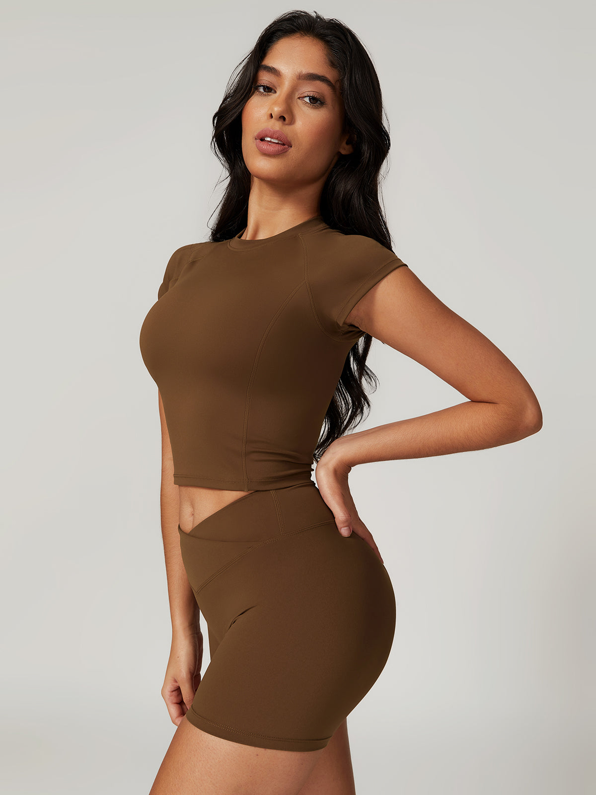 Damen Sportshirt aus recyceltem Material – Atmungsaktiv & Schnell trocknend