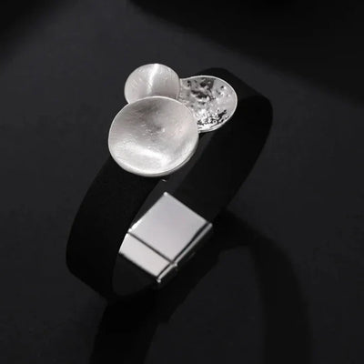 Modisches Damen Lederarmband Retro Magnetverschluss