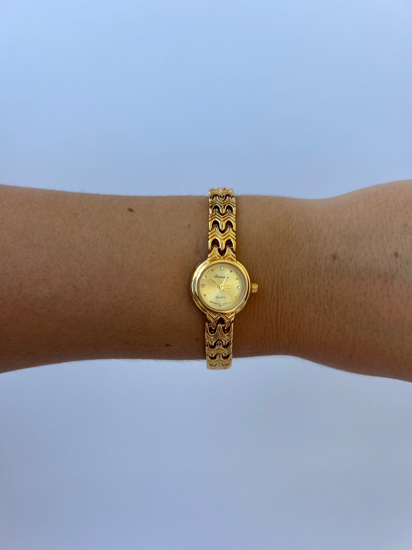 Klassische Vintage Damen Armbanduhr Gold