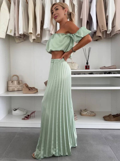 Araceli | Zweiteiliges Set mit Plisseehose und schulterfreiem Oberteil