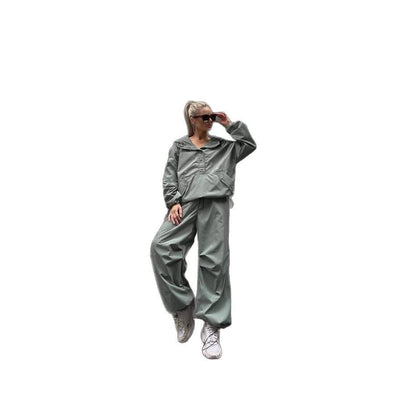 Damenjacke Wasserabweisend mit Kapuze und Regulablem Bund