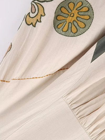 Retro-Minikleid mit Blumenmuster im Vintage-Stil – Hannah