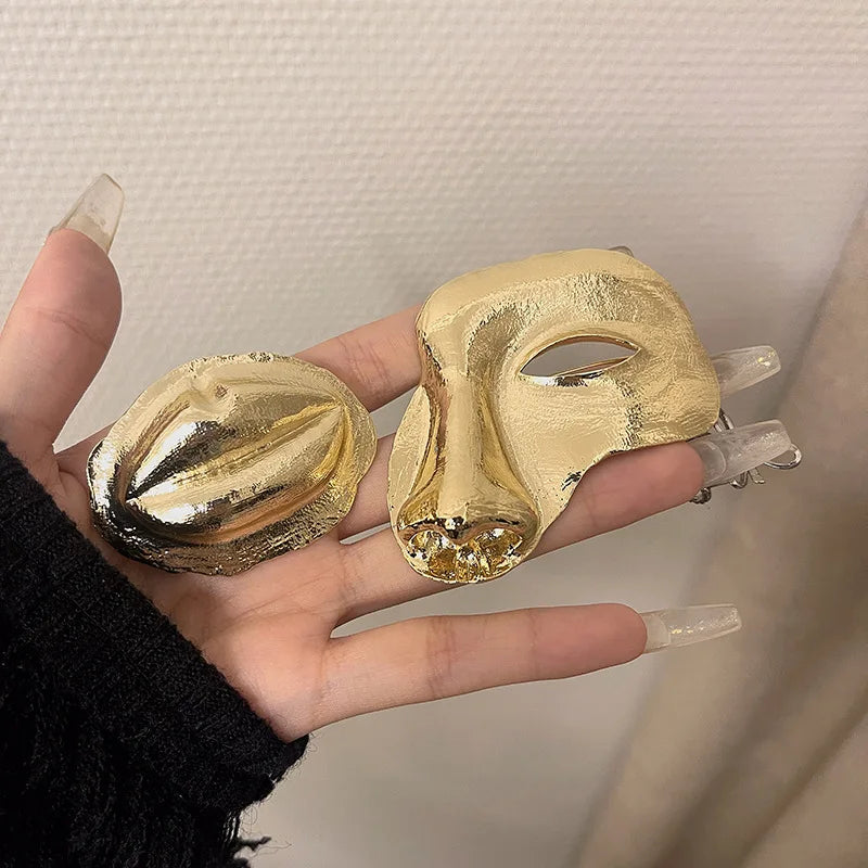 Vintage Gothic Punk Damen Brosche Lippen Gold