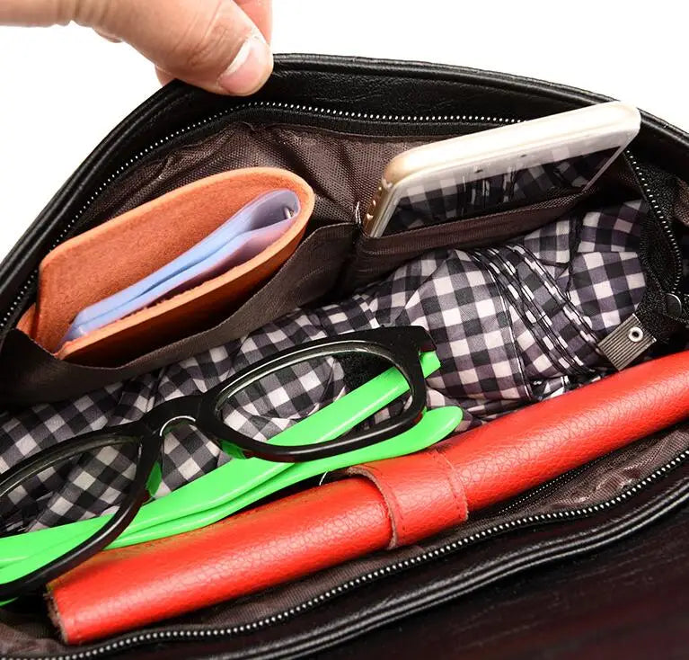 ELIZA |  Anspruchsvolle Leder Clutch