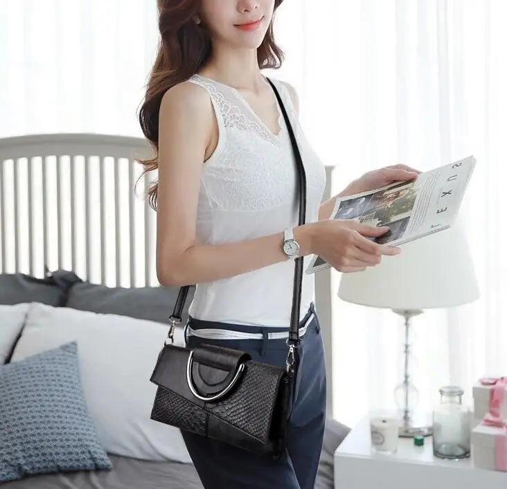 ELIZA |  Anspruchsvolle Leder Clutch