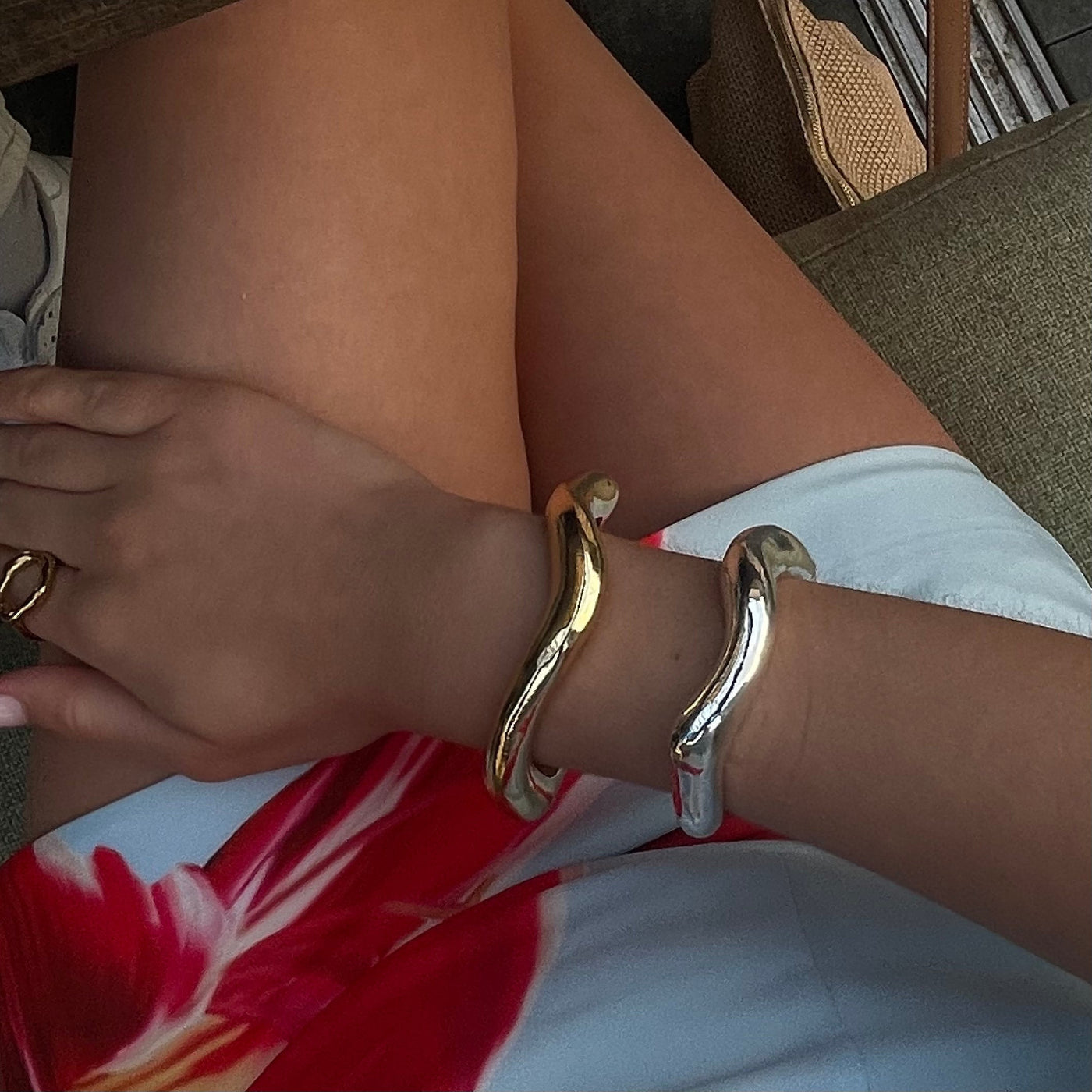 Elegantes Offenes Silber Armband – Stilvolles Highlight für deinen Look