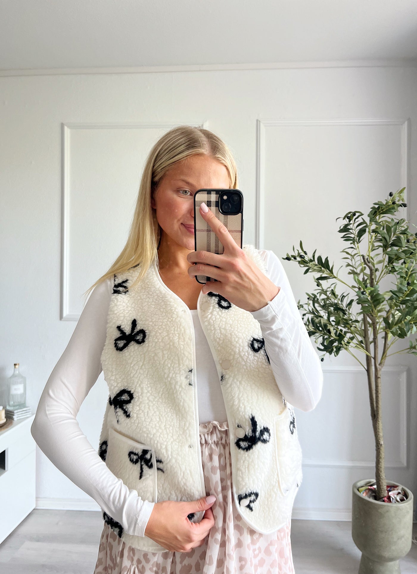 Teddy-Weste Schleifen-Print