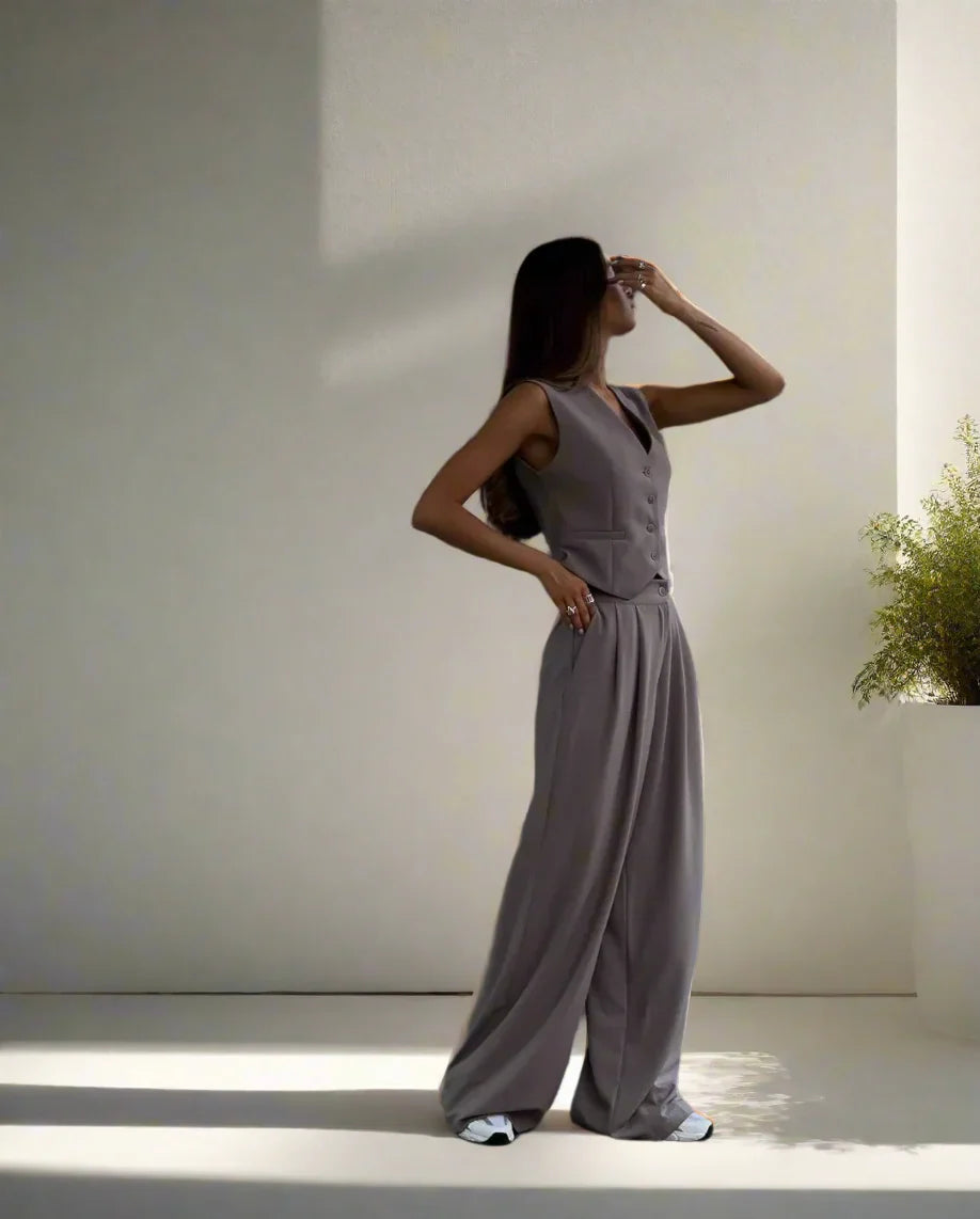 Elegantes Damen Hosenanzug Set mit V-Ausschnitt und weitem Bein