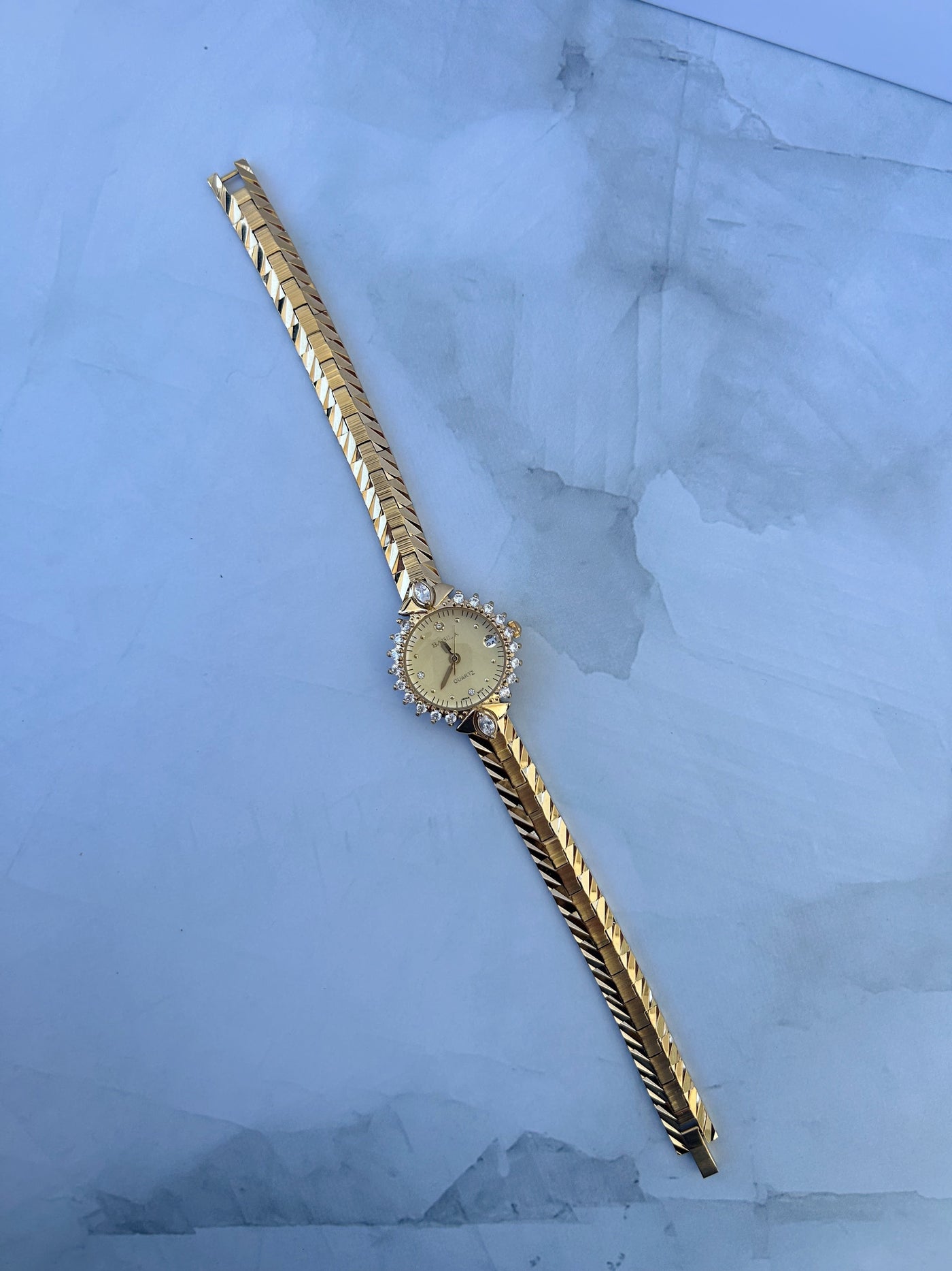 Vintage Messing Runde Damen Armbanduhr