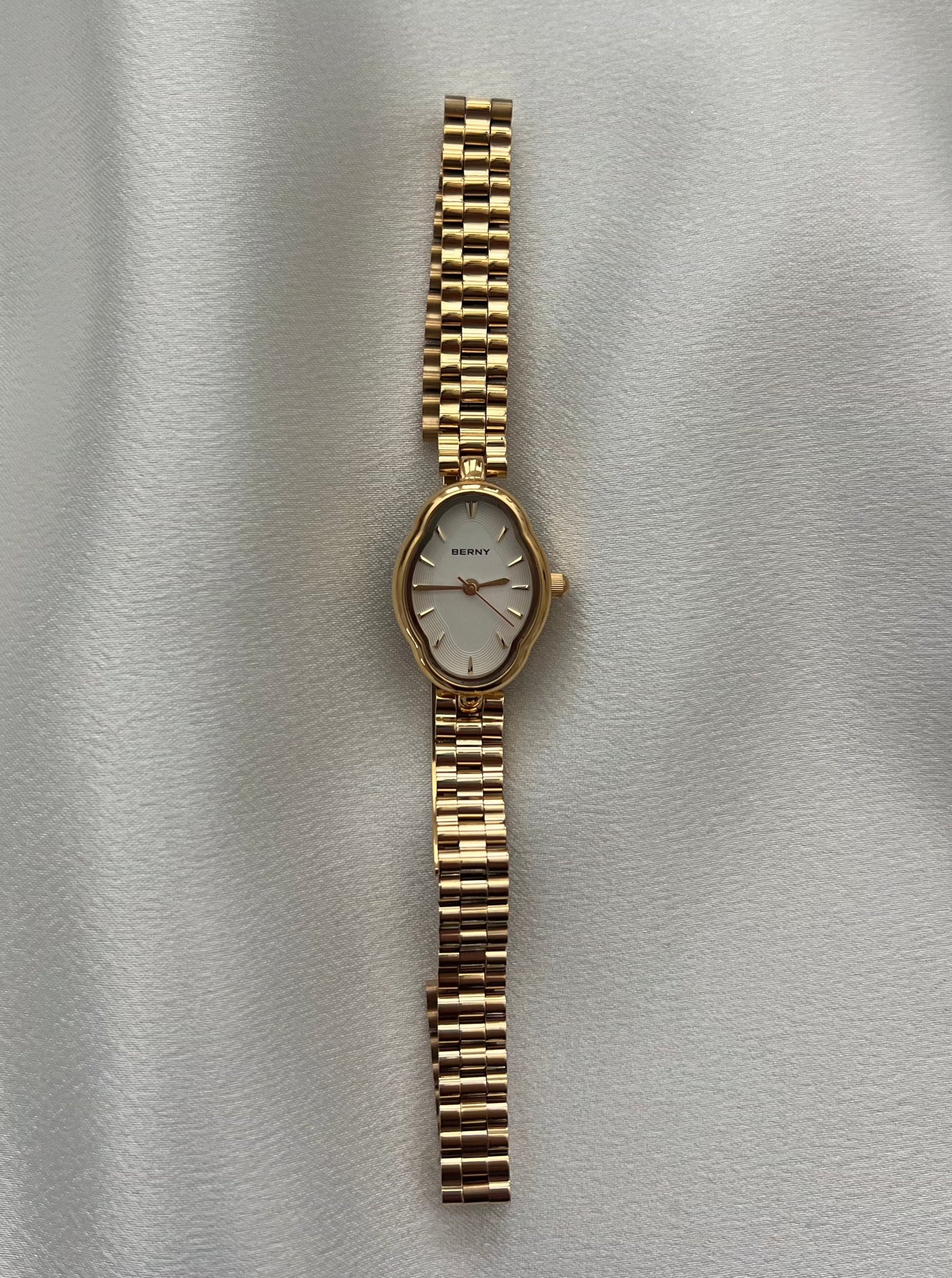 Elegante Vintage Goldene Damen Armbanduhr