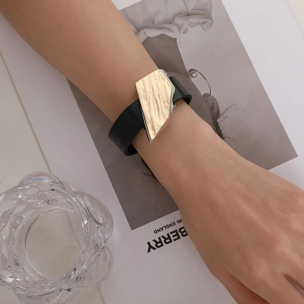 Geometrisches Damen Armreif Vintage Punk Style mit Magnetverschluss