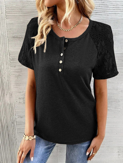 Damen T-Shirt mit Spitzenärmel und Knopfdetail Fudus